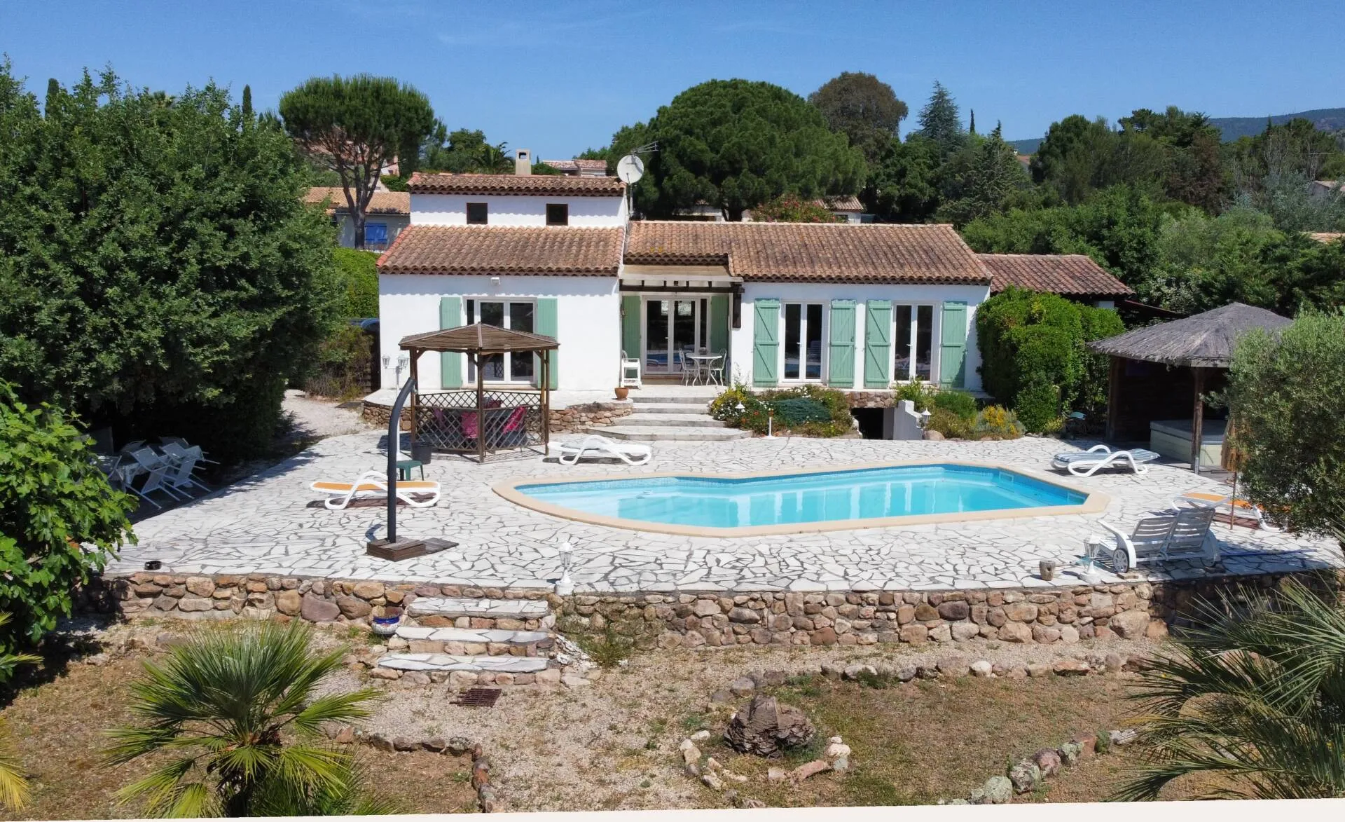 villa 5 pièces à Roquebrune-sur-Argens (83520) — photo 3
