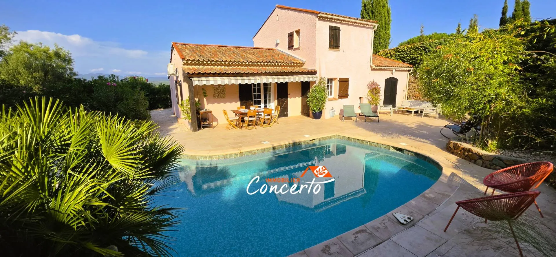 villa 7 pièces à Roquebrune-sur-Argens (83520)