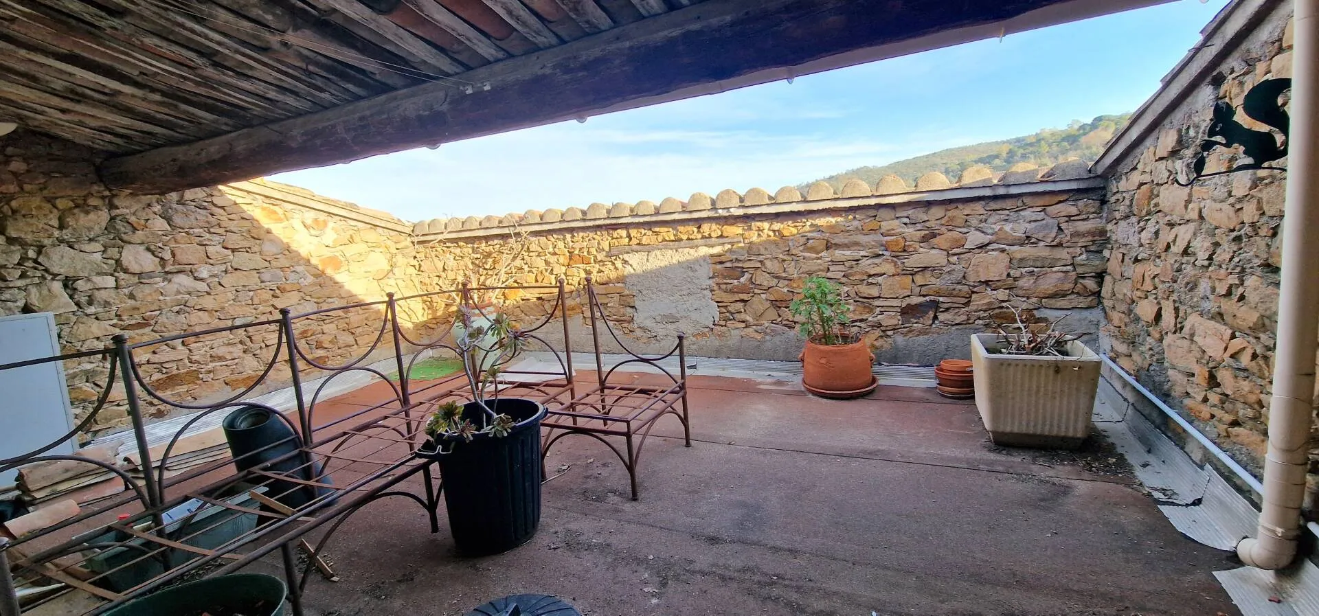 maison de village 6 pièces à Roquebrune-sur-Argens (83520) — photo 2