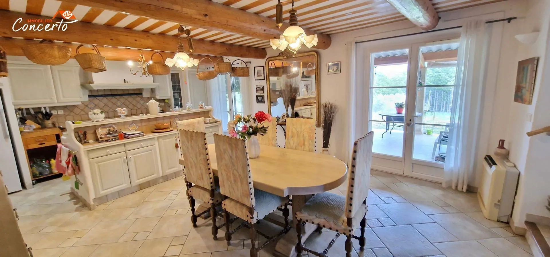 villa 5 pièces à Roquebrune-sur-Argens (83520) — photo 2