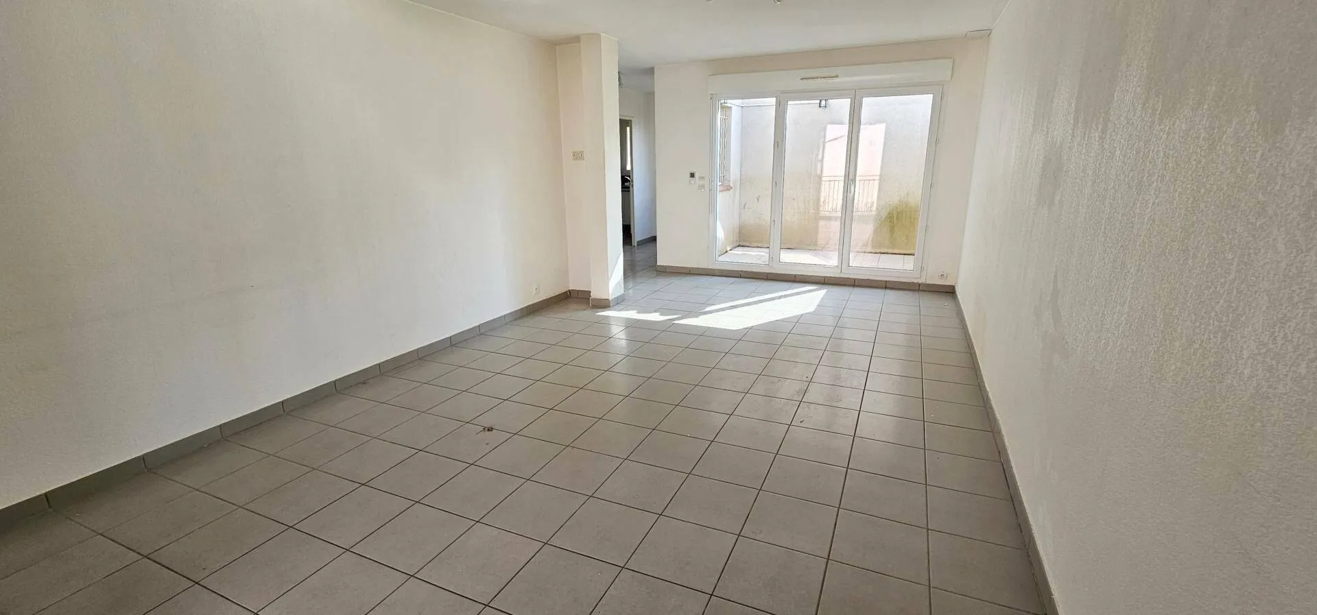 villa 4 pièces à Roquebrune-sur-Argens (83520) — photo 2