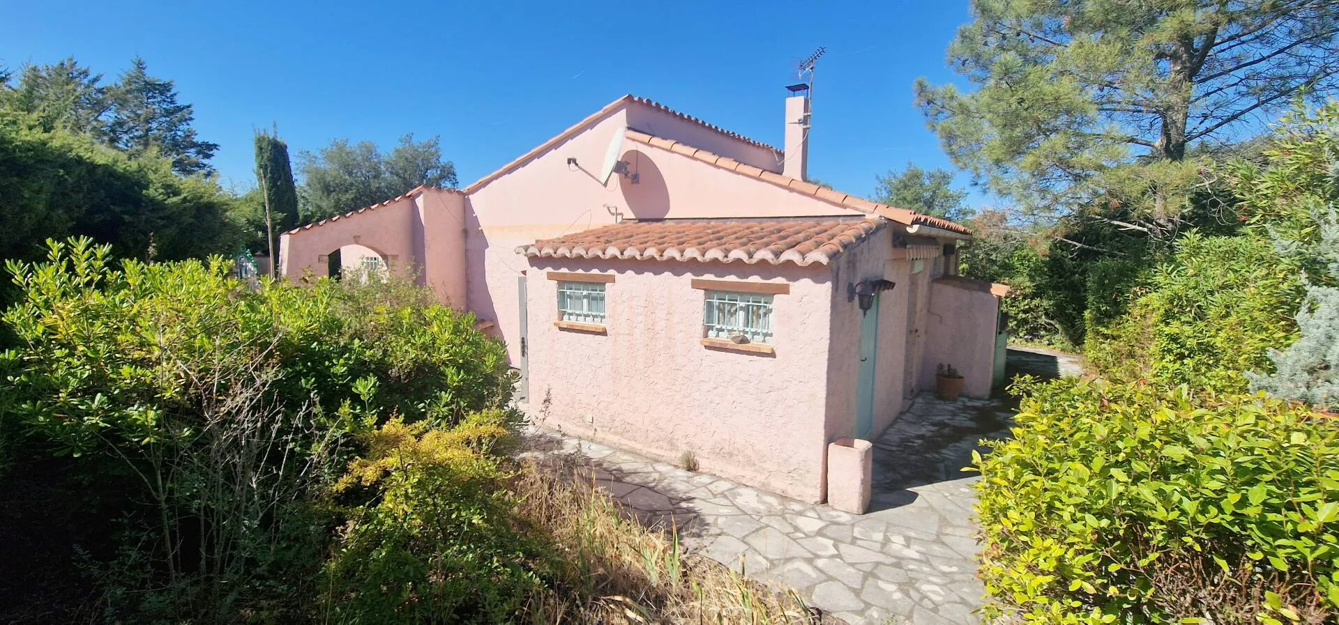 villa 4 pièces à Roquebrune-sur-Argens (83520) — photo 2