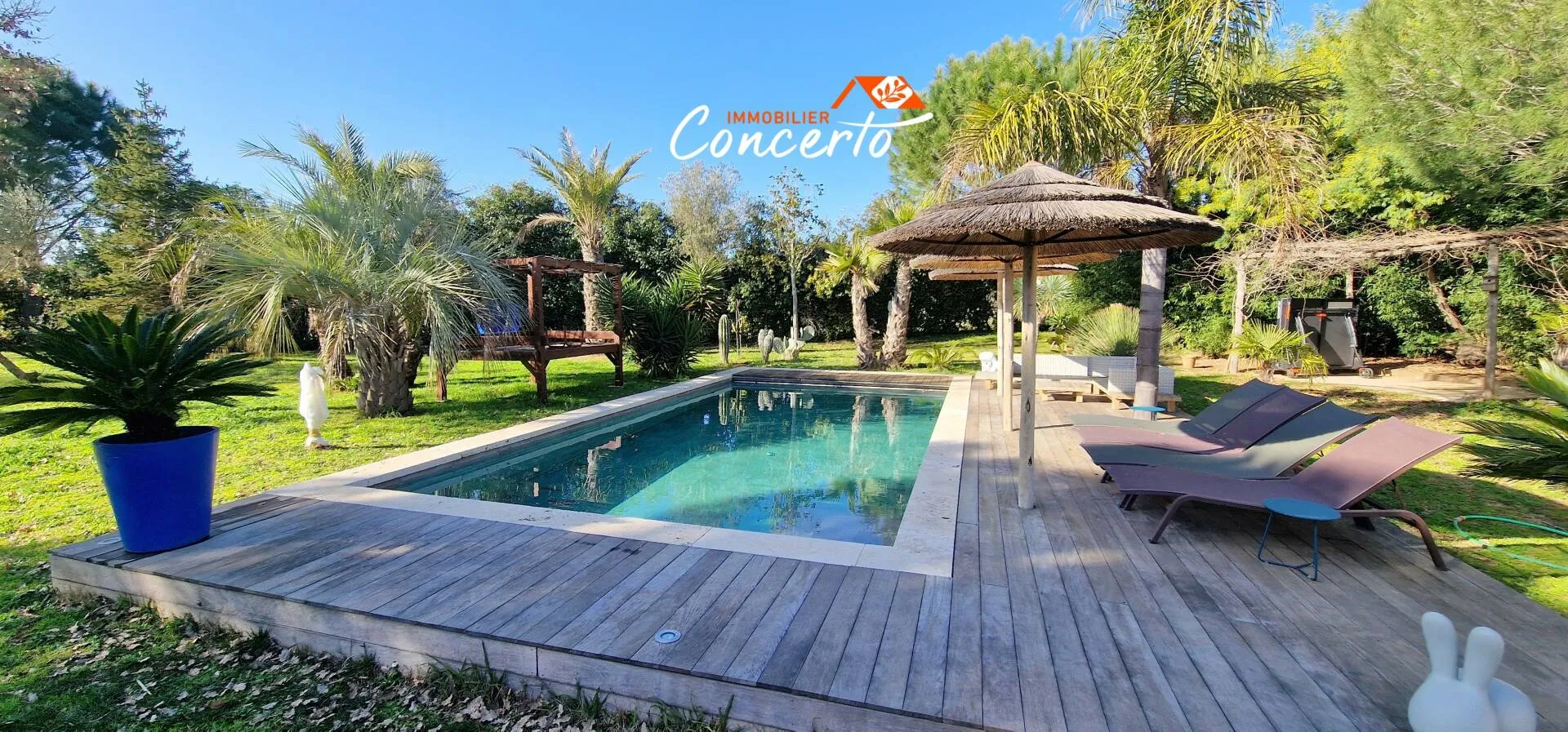 villa 6 pièces à Saint-Raphaël (83700)