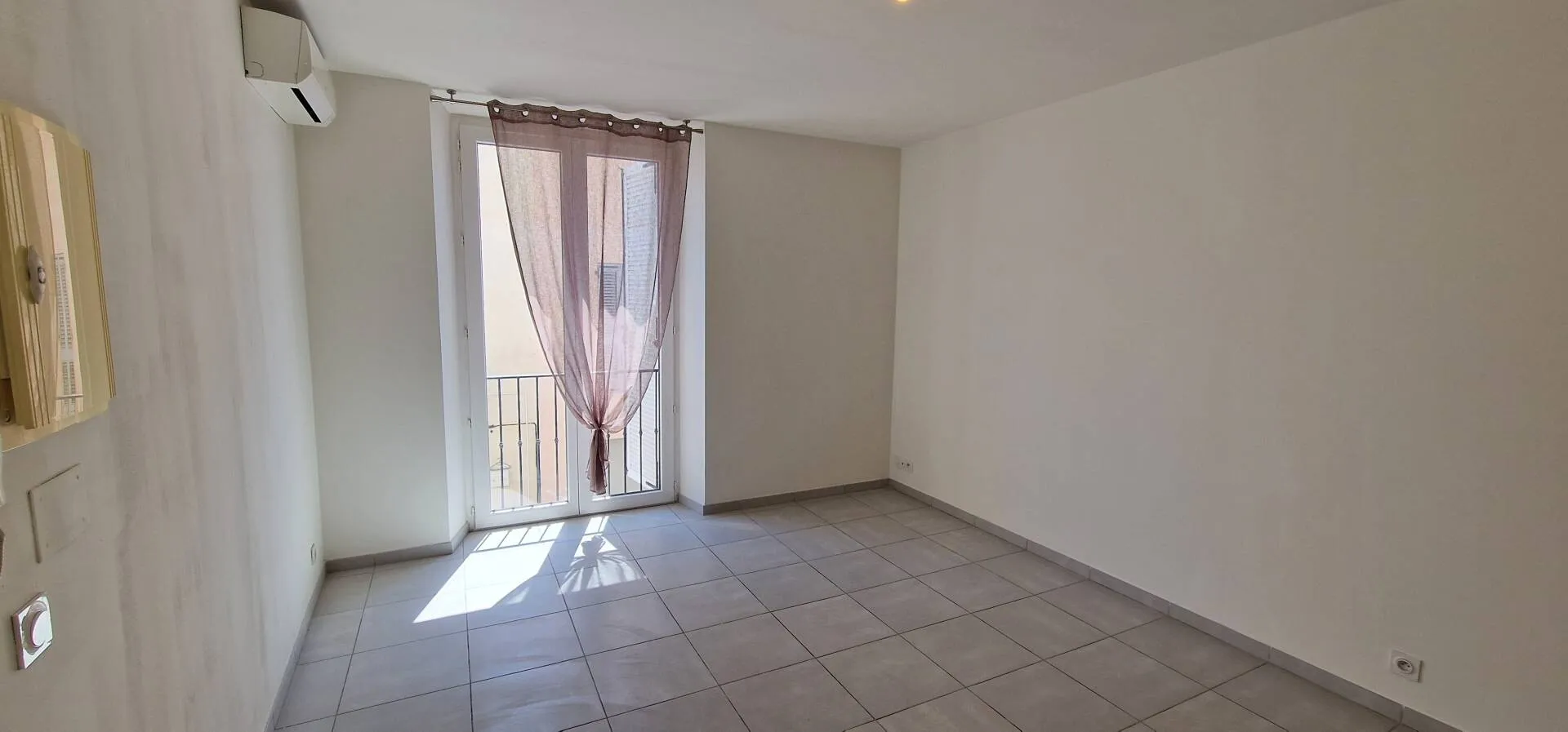appartement 1 pièce à Roquebrune-sur-Argens (83520) — photo 2