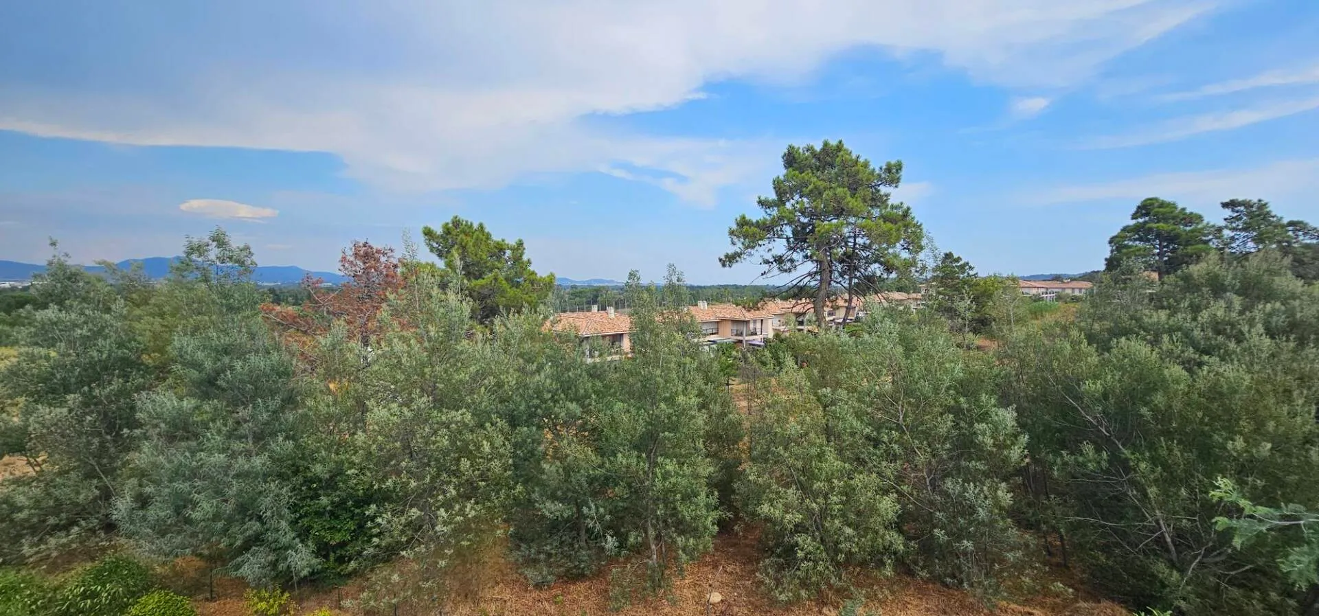 appartement 3 pièces à Roquebrune-sur-Argens (83520) — photo 2