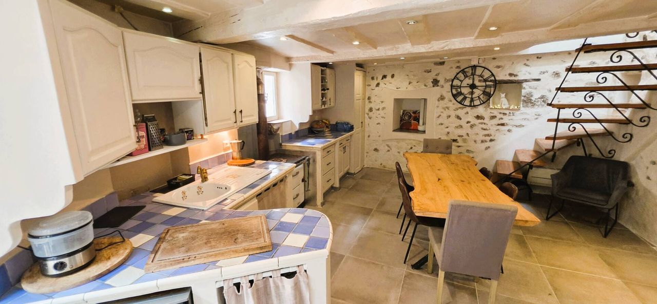 A vendre maison de village à Roquebrune sur argens