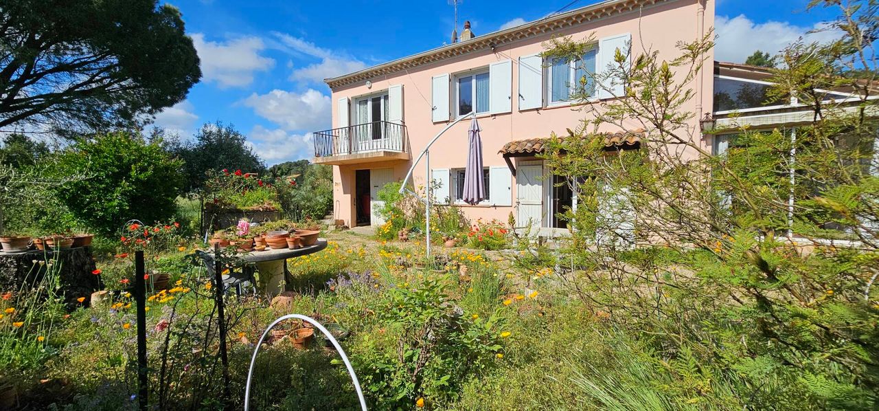Vente villa avec 2 appartements