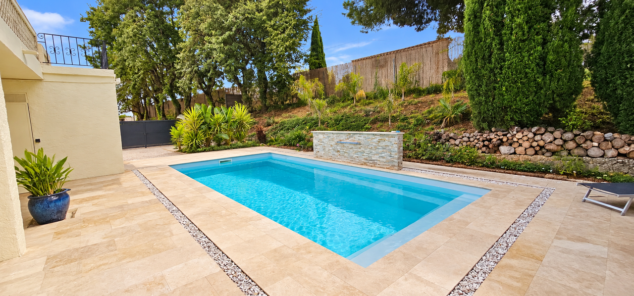 Villa 7 chambres avec piscine à Roquebrune Sur Argens 83520