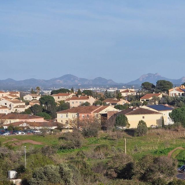 Achat maison de village à Roquebrune