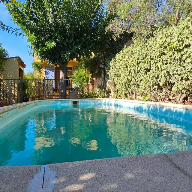 Maison / Appartement 4/5 pièces à Puget Sur Argens